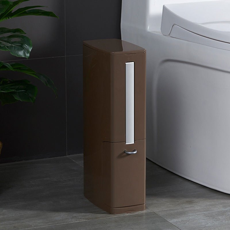Set pulizia bagno - scopino e bidone spazzatura coordinati